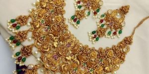 Women Short South-Necklace-O-3370