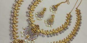 Women South-Necklace-2708