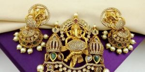 Women South-Pendant-6489