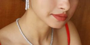 solitaire ladies necklace set