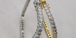 Square Shape Adjustable Ladies Kada