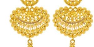 Versatile Heart Ladies Gold Earrings