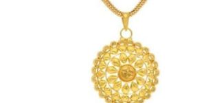 Vibrant Sunflower Ladies Gold Pendant
