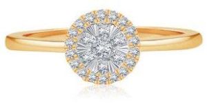 Women Stunning Diamond Ring