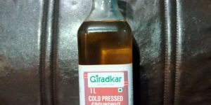 1 Litre Cold Pressed Groundnut Oil