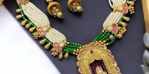 Kundan Pendants