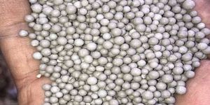 Light Grey Bentonite Granules