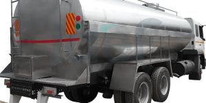 Road Milk Storage Tank