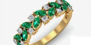 Vira Emerald Ring