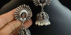 Women Lightweight Silver Jhumka Earrings