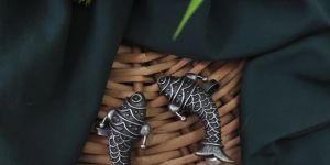 Women Silver Replica Fish Earcuff Women Earrings