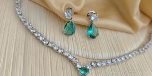 Women Sparkling Bollywood Cz Necklace & Earring Set