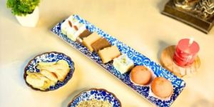 Royal Blue Banquet Serving Set