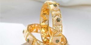 Tradtional Gold Pearl Bangles