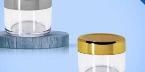 8GM Acrylic Jar With Golden Or Silver Cap