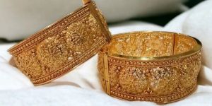 Women Timeless Treasures Bangles