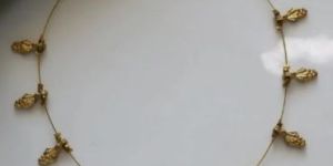 Women Invisible Necklace with Leaf Motifs