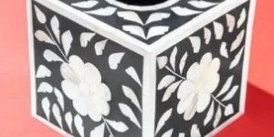 Timeless Floral Tissue Container In Mother Of Pearl