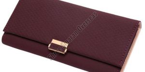 Luxury Crystal Studded Clutch