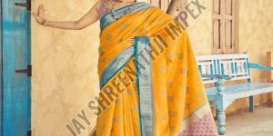 Ladies Stylish Yellow Printed Soft Silk Saree