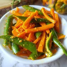 green chilli carrot pickle