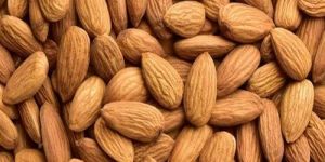 Natural Almond Nuts