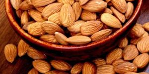 Organic Almond Nuts