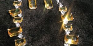 Rectangle Yellow Crystal Stone Necklace Set