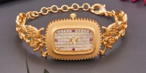 Velissia Ladies Gold Watch