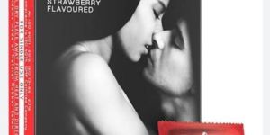 Manforce Xotic 1500 Dots Strawberry Flavour Condom