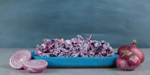 Dehydrated Red Onion Chopped