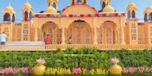 Roman Fiber Wedding Stage