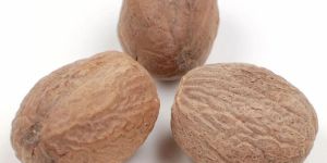 Nutmeg Seeds with Shell
