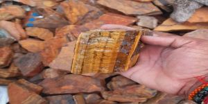 Tiger Eye Raw Stone
