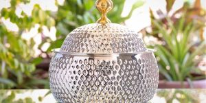 Indianartvilla Stainless Steel Casserole Pot With Hammered Design