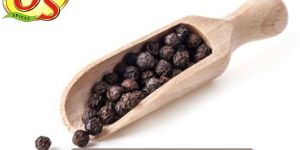 Whole Black Pepper Seeds