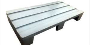 Roto Molded Plastic Pallets