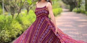 Women New Beautiful Georgette Bandhej Print Gown With Linen Santoon Fabric