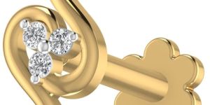 Shimmering Natural Ladies Diamond Nose Pin