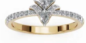 Women Ravennas Tulip Radiance Diamond Ring