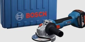 Bosch GWS 18v-8 Small Angle Grinder Kit