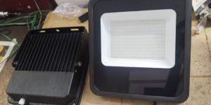 100w Flood Light