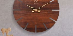 The Heritage Crown Fissure Wall Clock