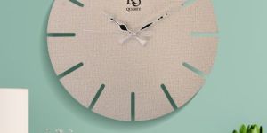 The Pearl Ivory Fissure Wall Clock