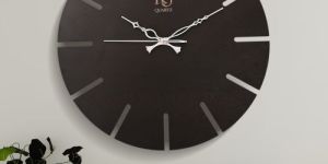 The Royal Dark Wood Fissure Wall Clock
