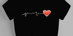 Women Black Cotton Round Neck Printed Crop Top