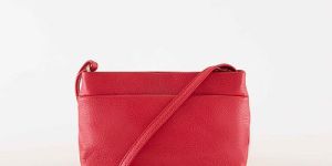 Ladies Plain Red Leather Sling Bag