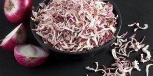 Dehydrated Red Onion Flakes