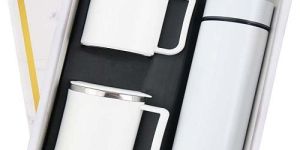 White Temperature Bottle and 2 Mugs Corporate Gift Set