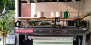 Computerized V Bed Computerised Flat Knitting Machine, 7G-16G